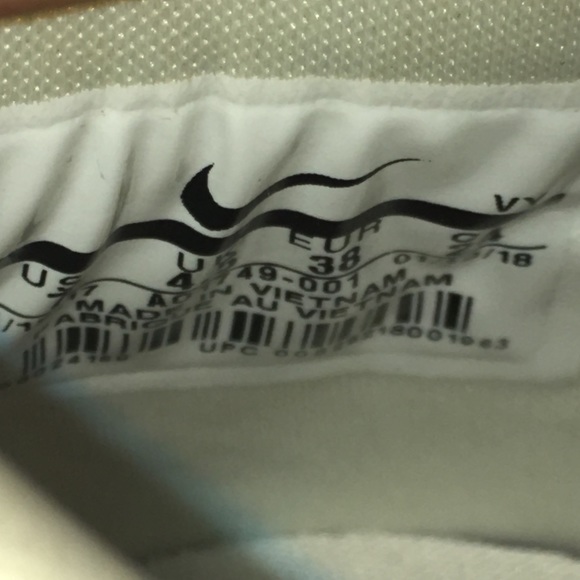 Nike Air More Money Phantom White AO1749-001 - Picture 8 of 8